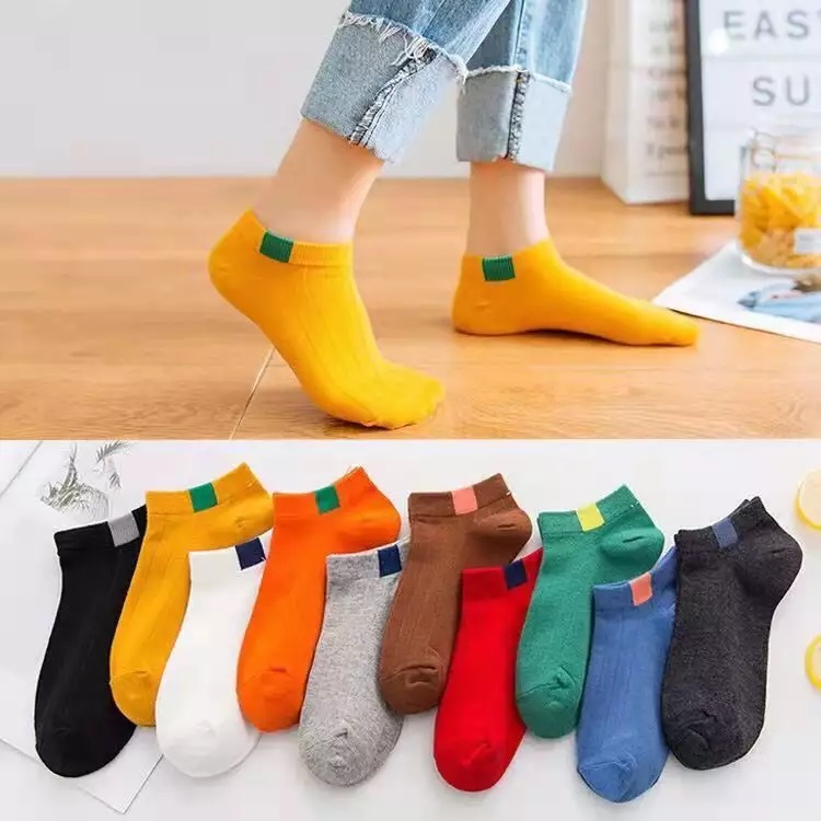 Custom Men Crew Cotton Socks.jpg